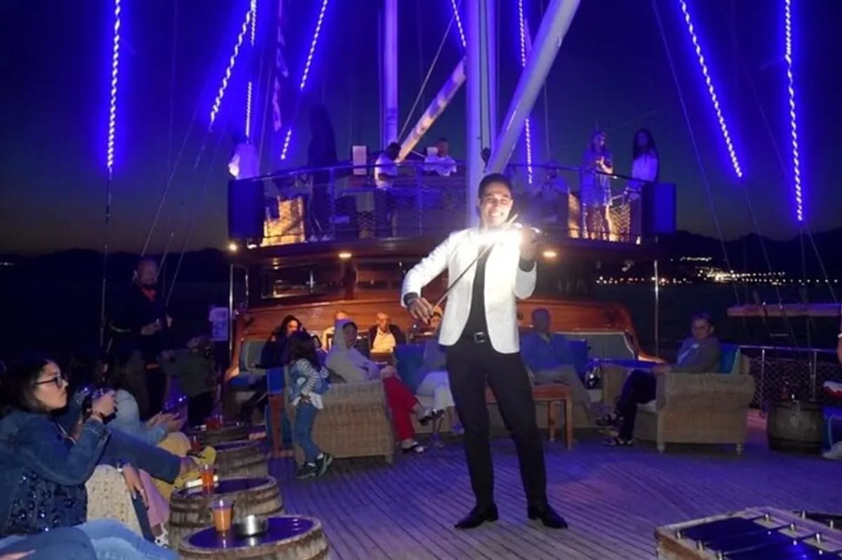 ce945276-a190-42d0-9ae1-bd647a153665_dinner-cruise-show-in-sharm-elsheikh-large