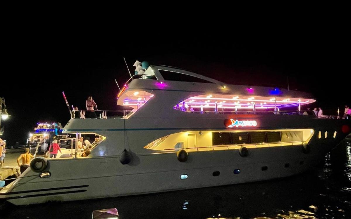 romantic-dinner-cruise-fantasia-sharm-el-sheikhfeatured-image-1765485407