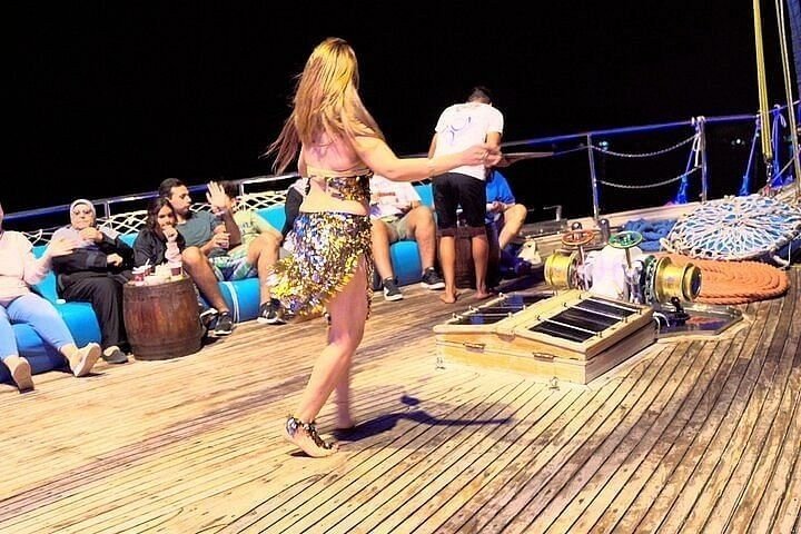romantic-dinner-cruise-sina-dream-sharm-el-sheikh_6SrU3