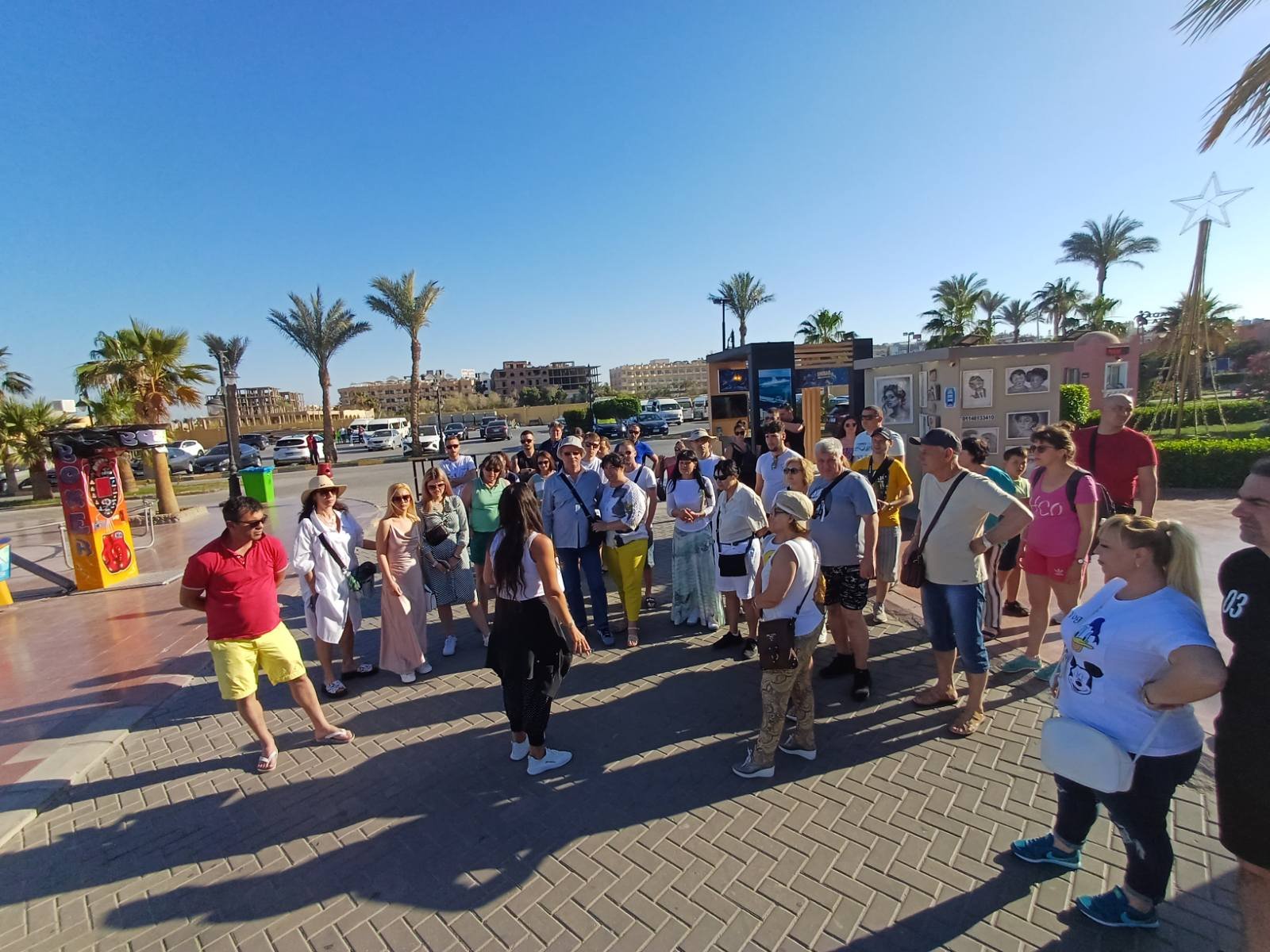 IMG-e5ac98d2b7956e67ae7a8ccb2d57200e-V